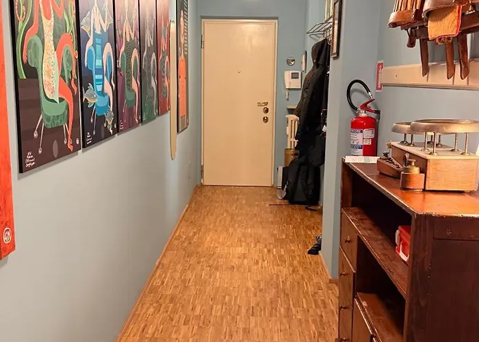 - Manu Maison * Парма